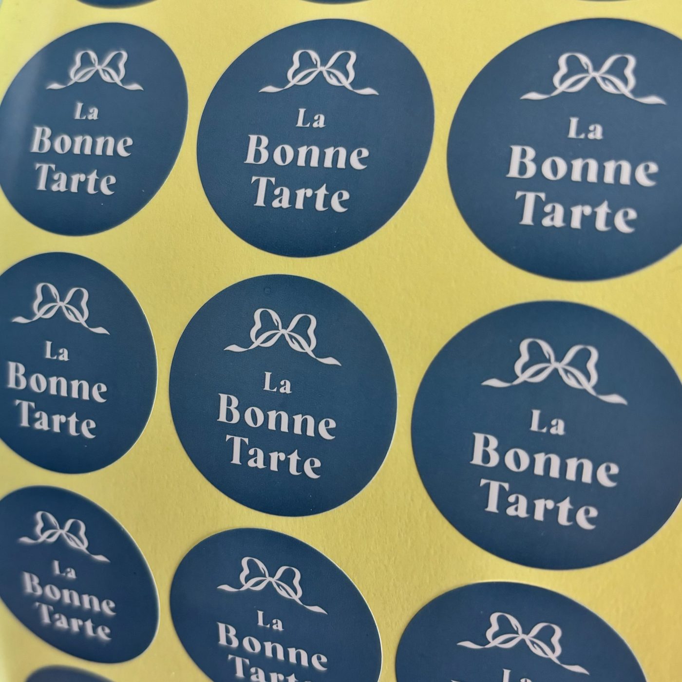 La Bonne Tarte 스티커